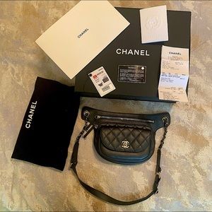 Gorgeous authentic Chanel waist bag